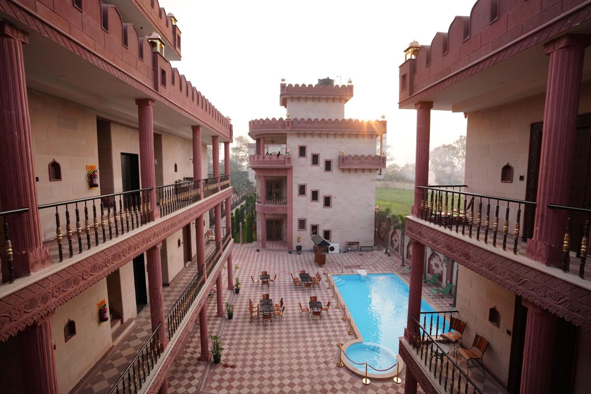 The Fort Moradabad Bagian luar foto